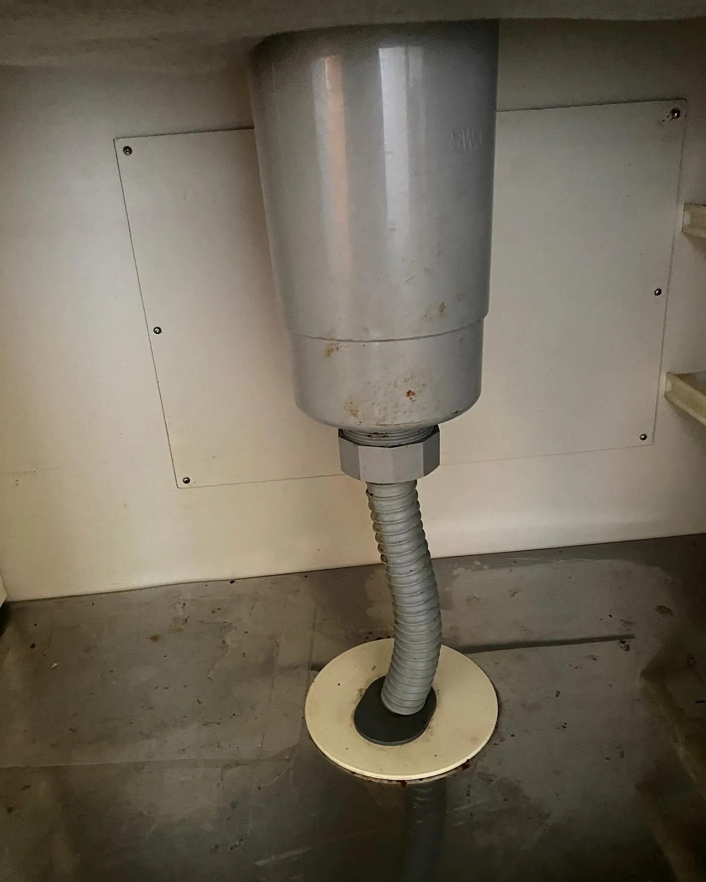 青森市でシングルレバー水栓を交換しました。