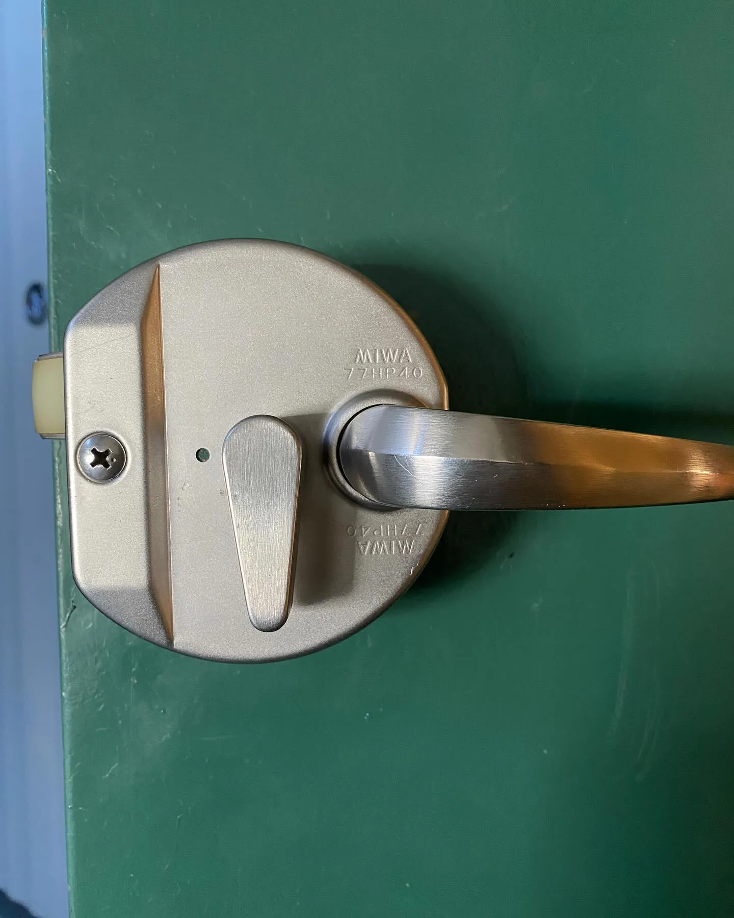 青森市で玄関扉の鍵シリンダーを交換しました。