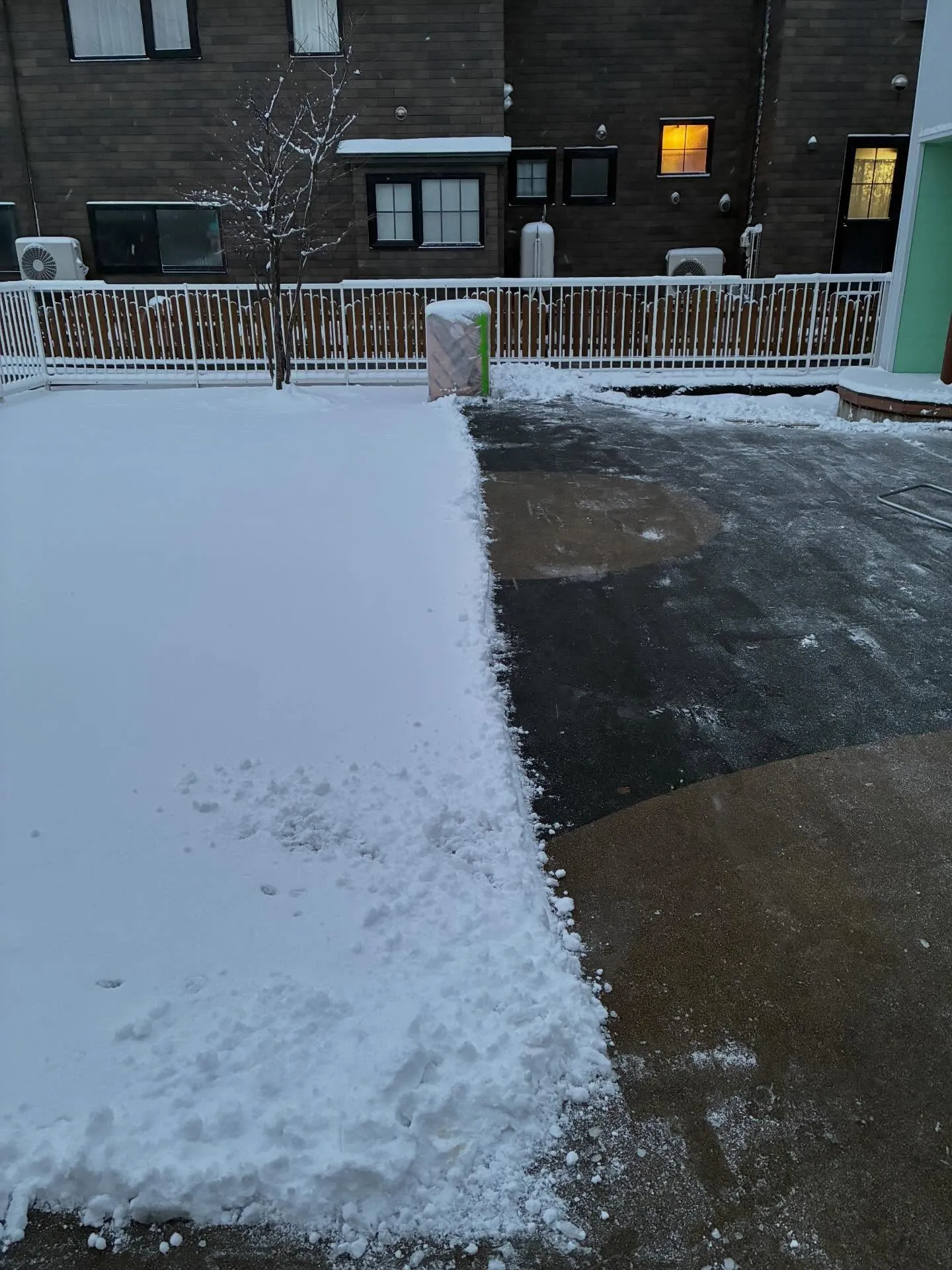 構内の除雪は！