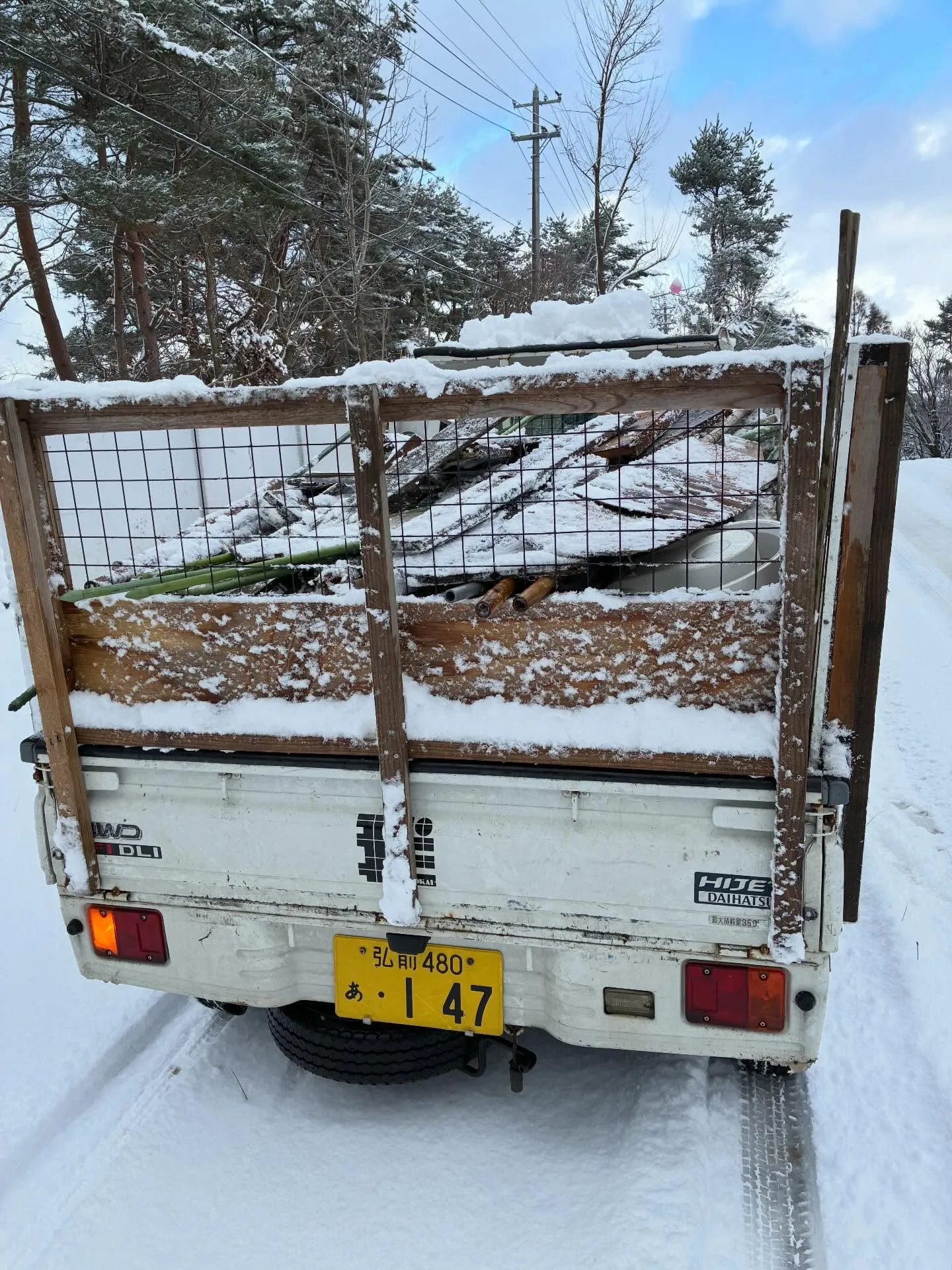 雪囲いの不用木材は！