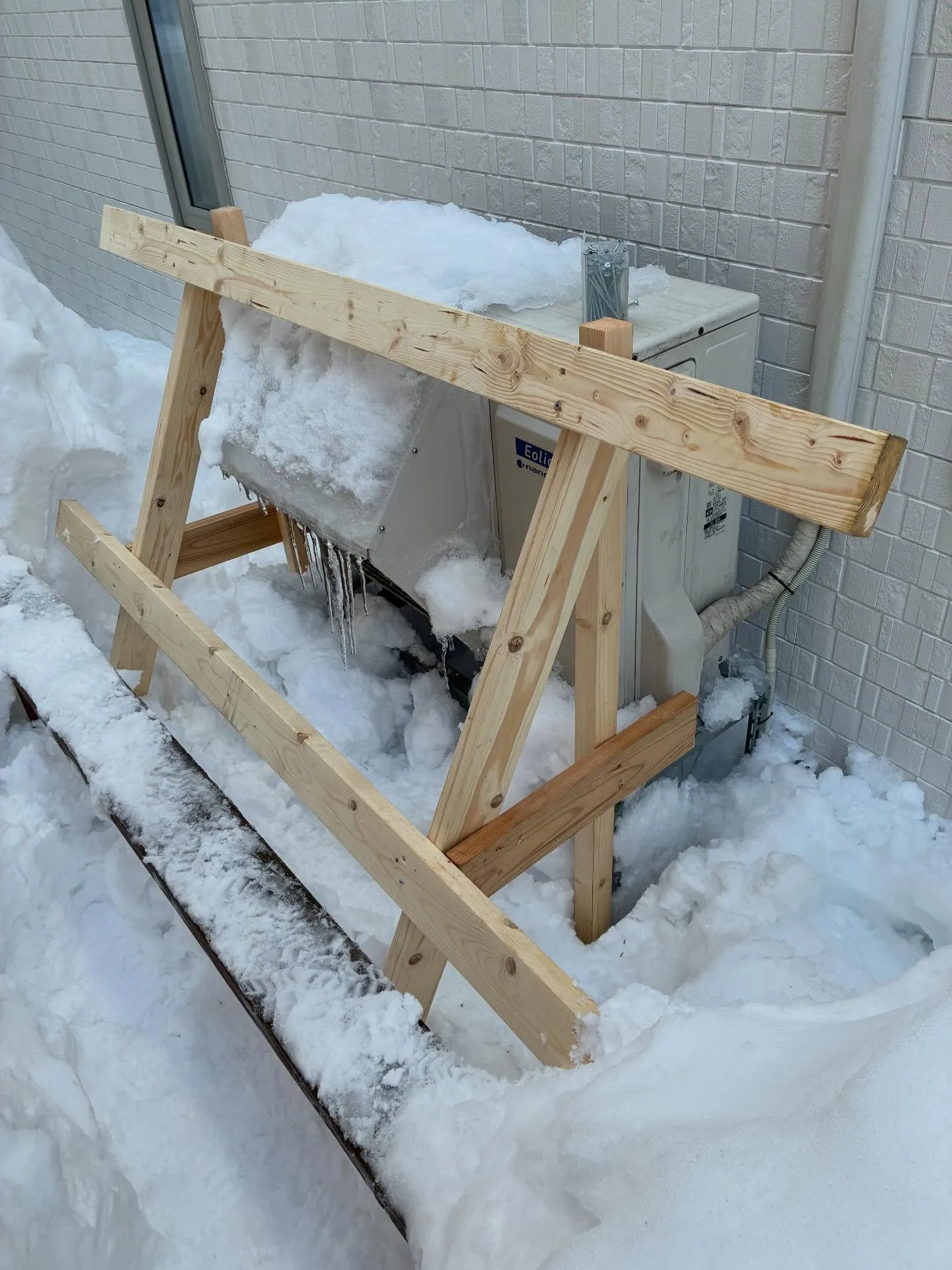 エアコン室外機の防護は！