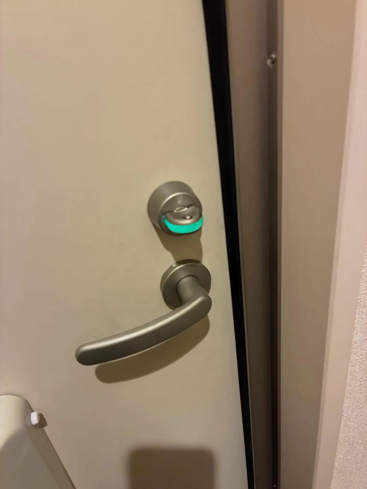 玄関開戸の鍵がかかりにくかったら！